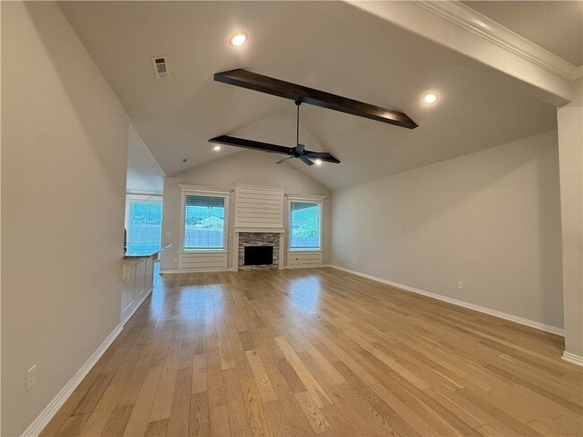 Building Photo - 805 Carlock Dr