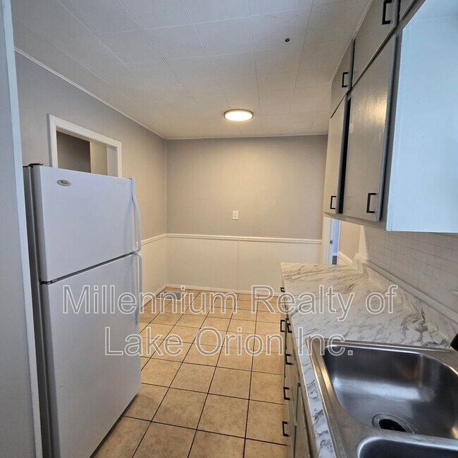 Foto del edificio - 715 Kenilworth Ave