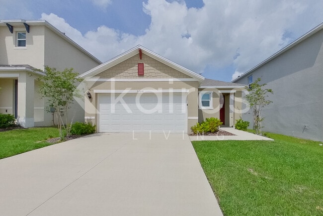 Building Photo - 32041 Katelin Cir