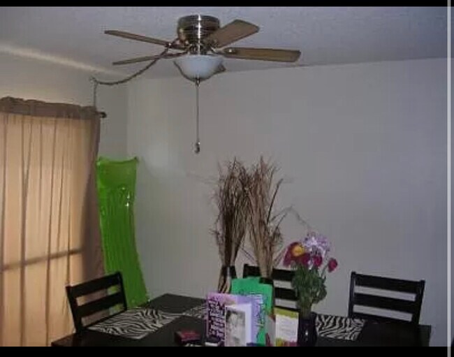 Foto del edificio - 3855 S Mill Ave