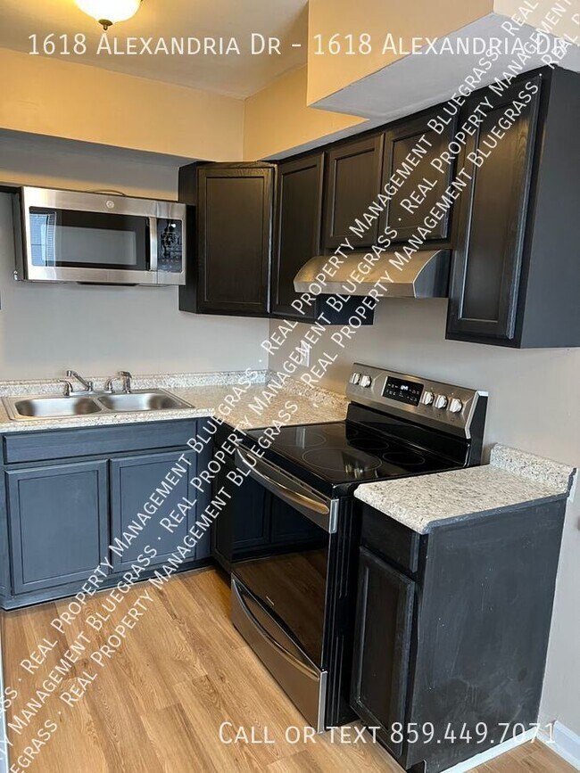 Foto del edificio - Updated Townhome
