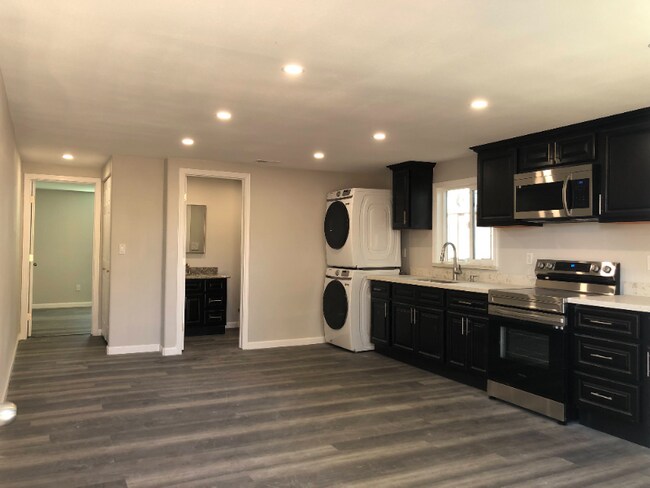 Building Photo - 34320 Chester Ct