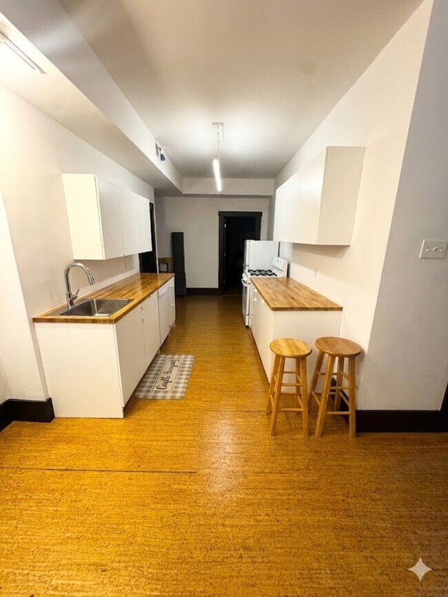 Foto del edificio - 1600 Lowrie St