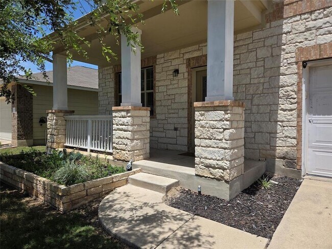 Building Photo - 108 Quarry Ln