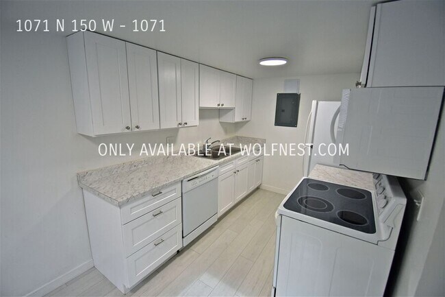 Foto del edificio - Newly Updated 2 Bed Orem Unit! No Deposit ...