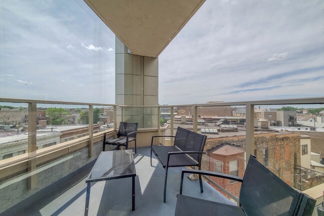 Foto del edificio - 3204 N Clark St