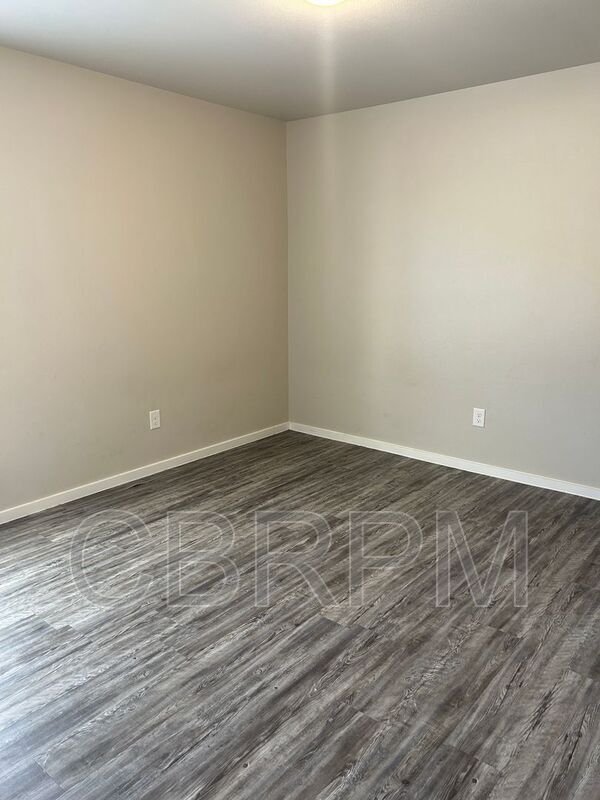 Foto del edificio - 2122 N Texas Ave