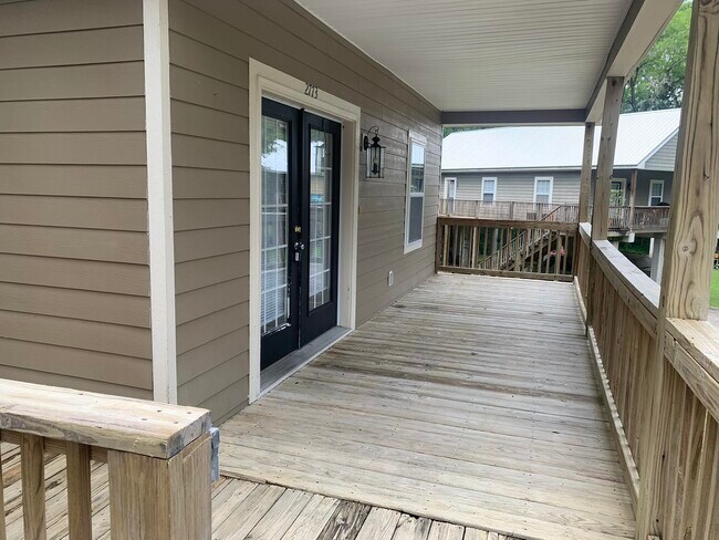 Building Photo - 2773 Kennedy Dr
