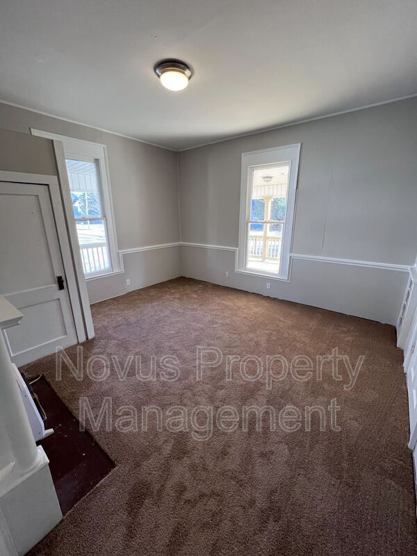 Foto del edificio - 302 Cedar St