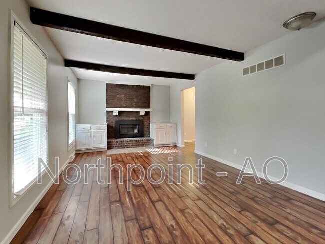 Foto del edificio - 16512 Mckinley St