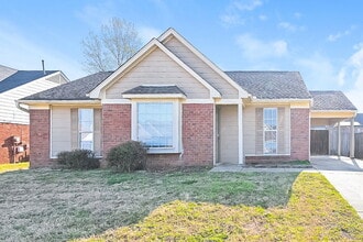 Building Photo - 9150 Belmont Dr
