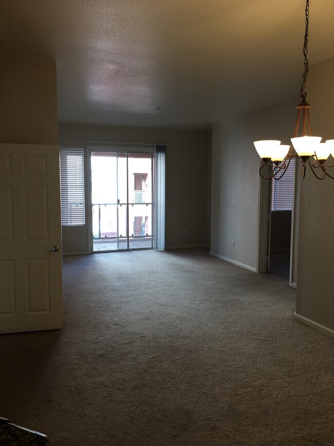 39 E Agate Ave Unit 309, Las Vegas, NV 89123 Condo for Rent in Las