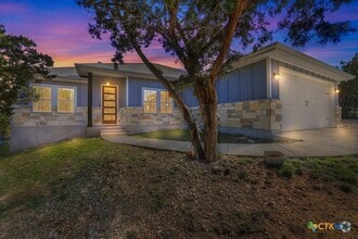 Building Photo - 315 Hilltop Ridge