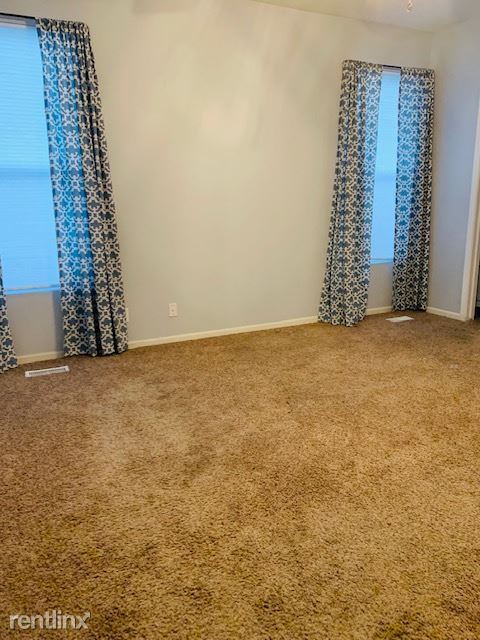Foto del edificio - 3 br, 2 bath House - 19110 C St