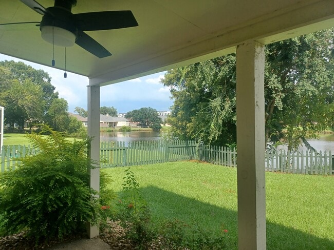 Foto del edificio - 1179 Springlake Dr