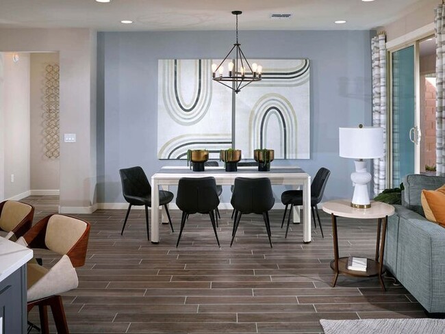 Building Photo - NEW 4 bedroom 2.5 bath in Vail !