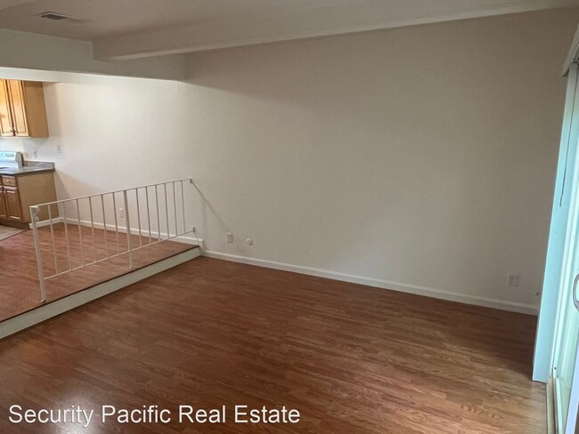 Building Photo - 2 br, 1 bath House - 132 Rainbow Ct.