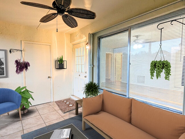 Foto del edificio - 3531 Pine Tree Ct