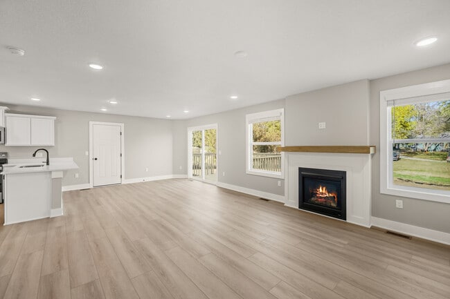 Foto del edificio - 2395 Emma Ave