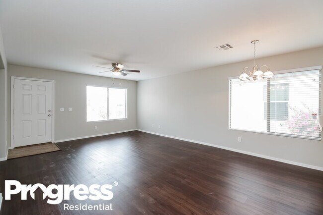 Building Photo - 15843 W Woodlands Ave
