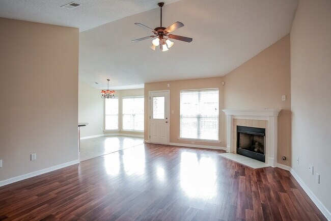 Foto del edificio - 2745 Dry Well Cove