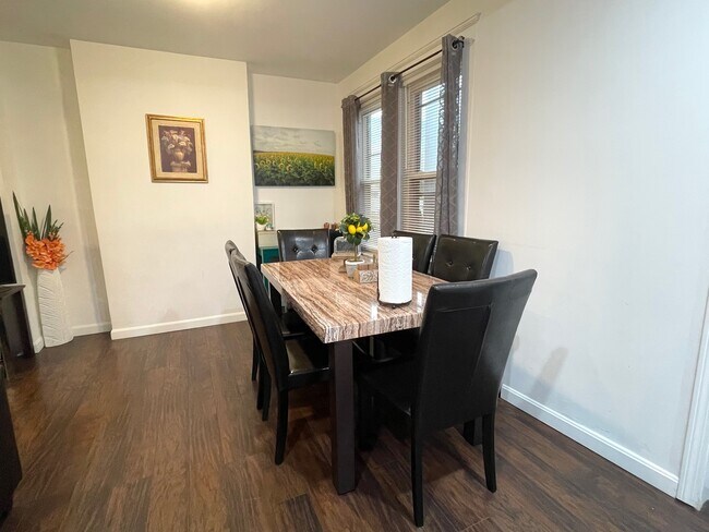 Foto del edificio - 424 Crescent Ave