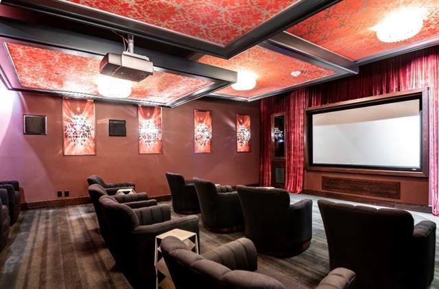 Foto del edificio - 1700 Cedar Springs Rd