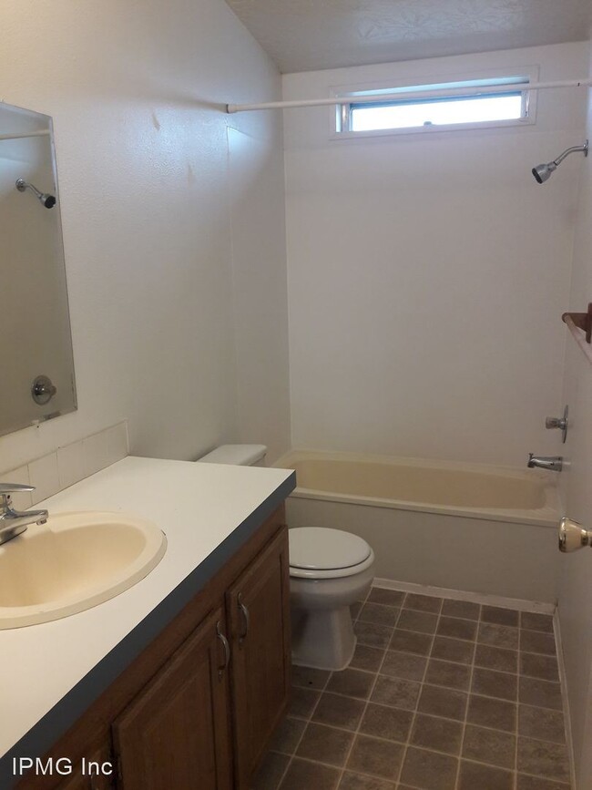 Foto del edificio - 3 br, 2 bath House - 301 Archie Street