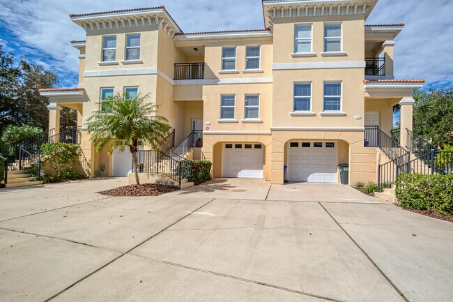Building Photo - 1902 Windjammer Ln