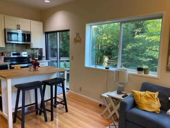 Building Photo - Ward Apartments LLC