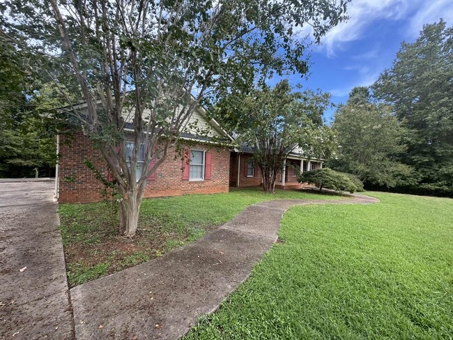 Building Photo - 3054 Poors Ford Rd