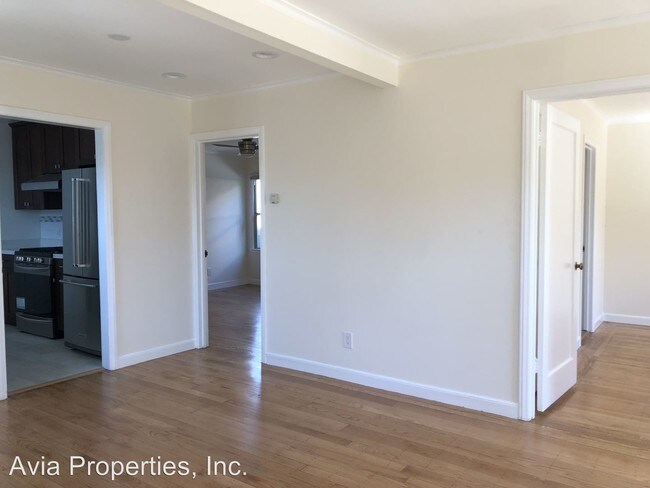 Building Photo - 2 br, 1 bath House - 847 North Delaware St