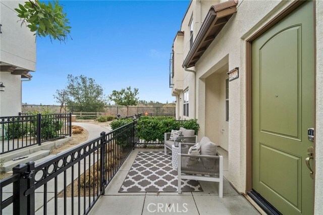 Building Photo - 40272 Calle Real