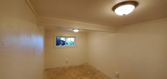 Building Photo - 104 Alae St