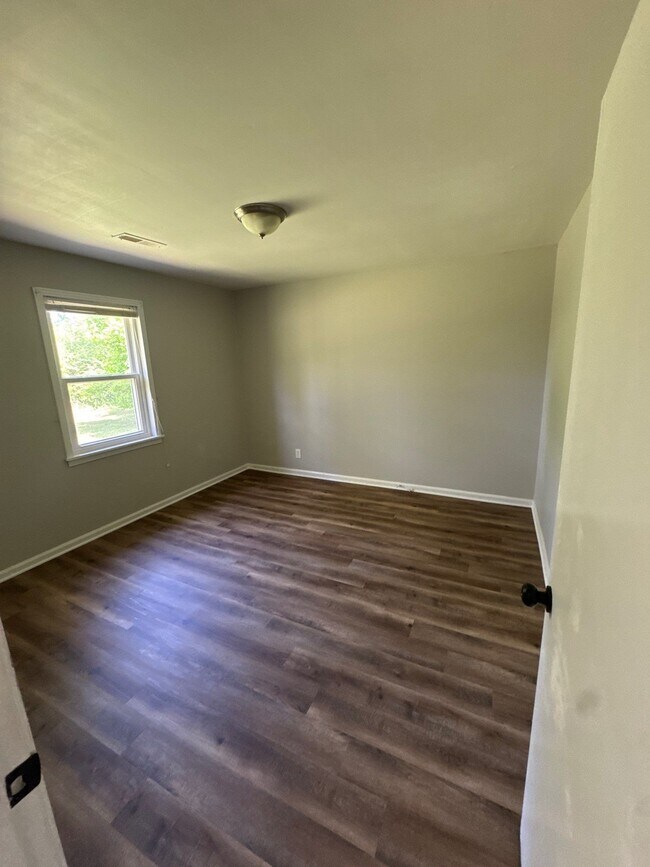 Foto del edificio - 920 N Monroe Ave