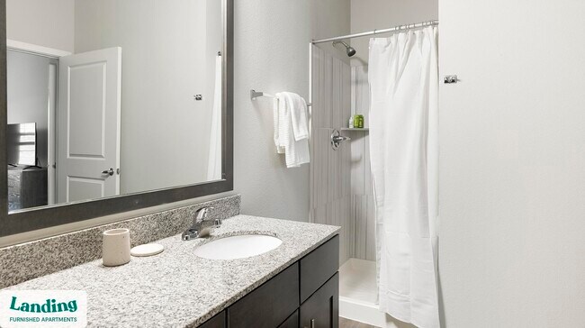 Foto del edificio - 8200 Clarksprings Dr