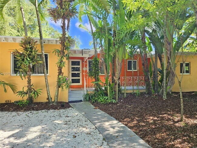 Foto del edificio - 6624 SW 78th Terrace