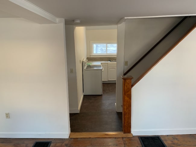 Building Photo - 26 Gault Ave