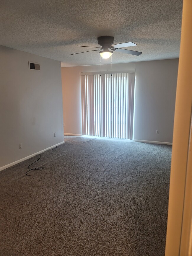 Building Photo - 5238 Johns River Rd