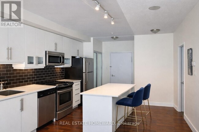 Photo du bâtiment - 1171 Queen St W