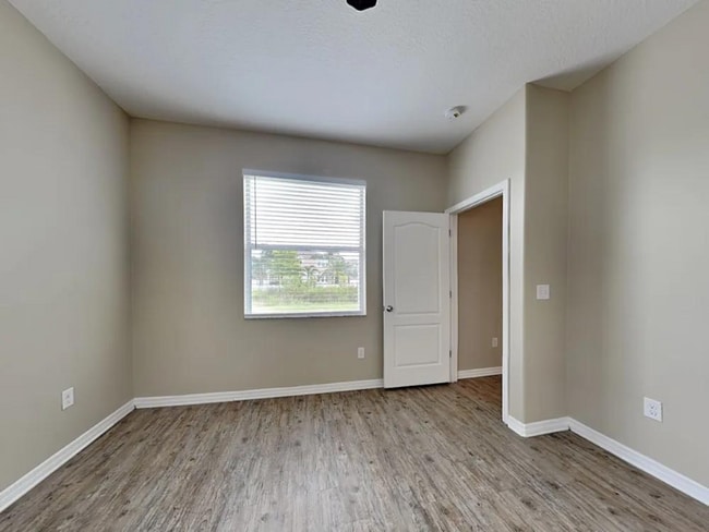 Building Photo - 2724 Carrickton Cir