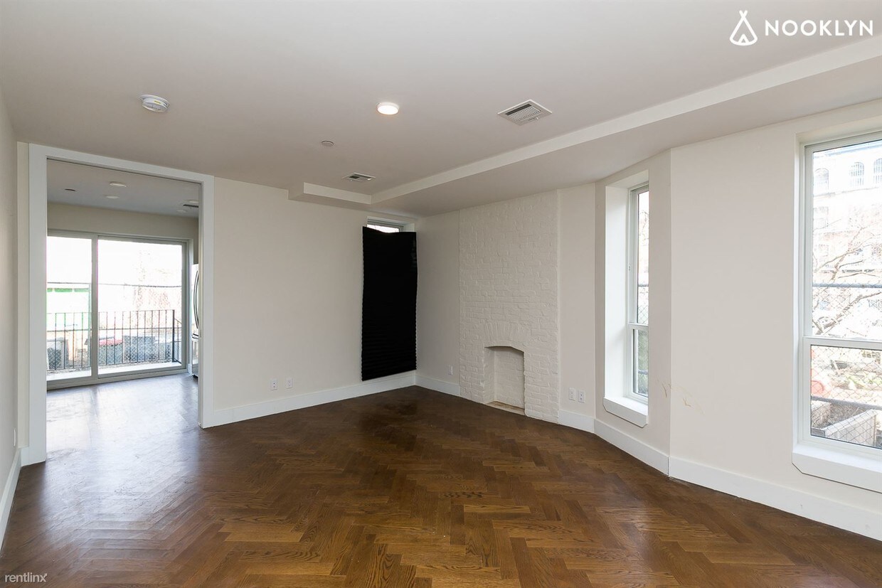 Foto principal - 347 Greene Ave