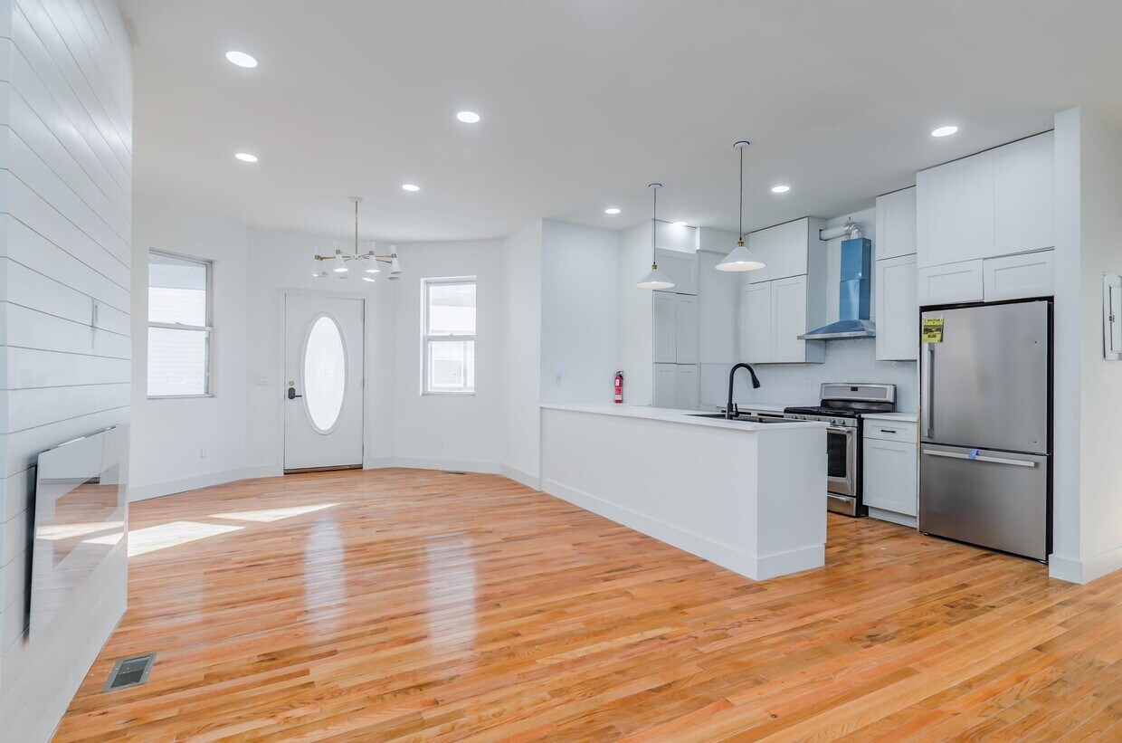 Foto principal - 118 Newman Ave