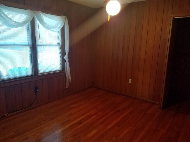 Foto del edificio - 2223 Webber St