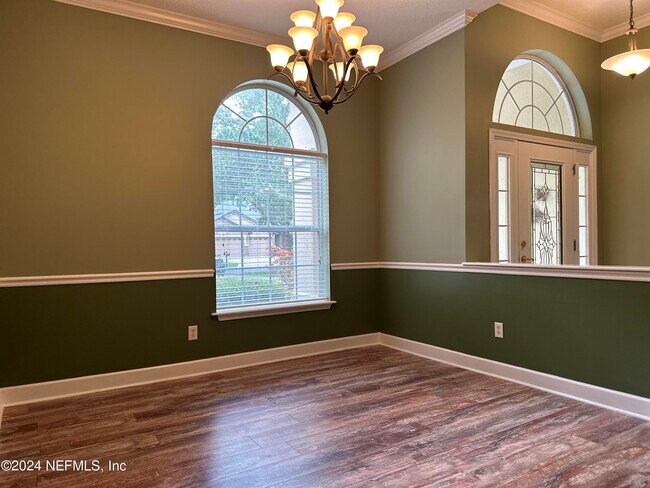 Building Photo - 5104 Foliage Way