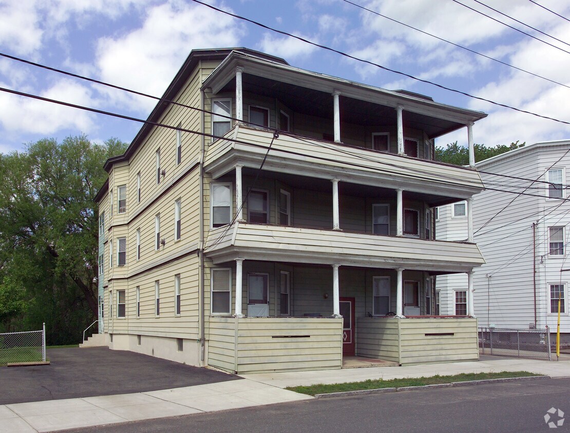 Foto principal - 31 Ames Ave
