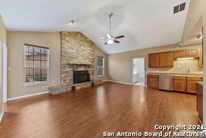Building Photo - 615 Burwood Ln