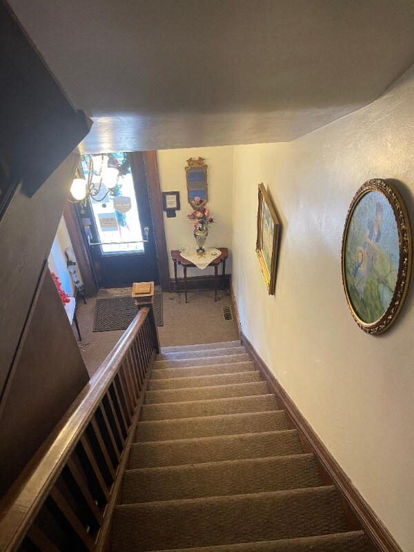 Foto del edificio - 1330 Virginia St E