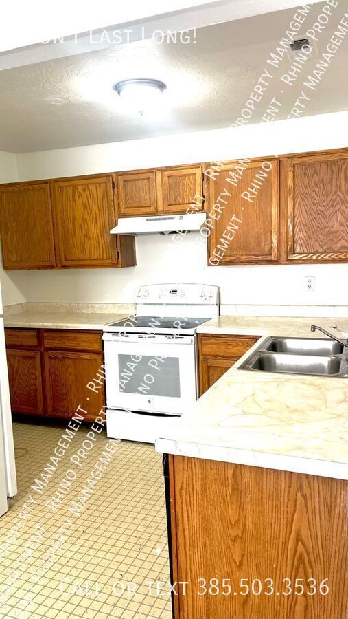 Building Photo - 2 Bedroom/2 Bathroom Apartment in Kearns