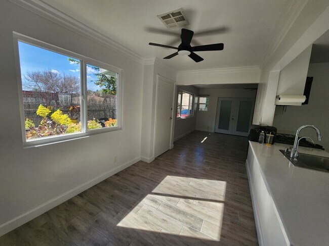 Foto del edificio - 2910 Lincoln Park Ave